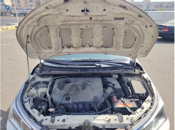 Car image 25