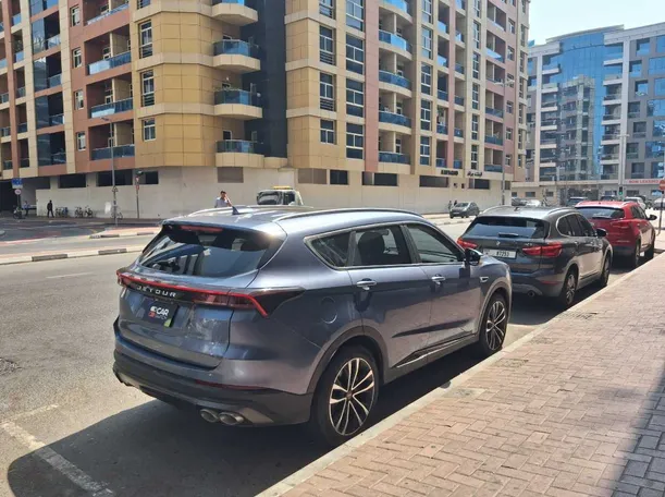 Car image 5