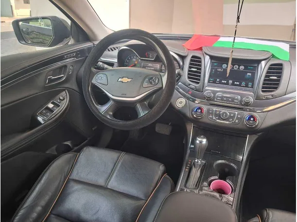 Car image 21