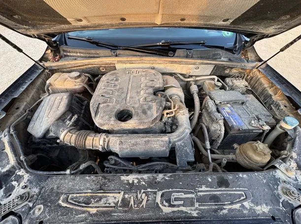 Car image 27