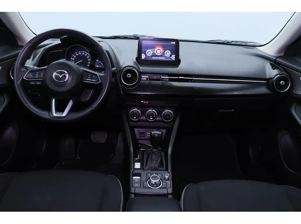 Car image 14