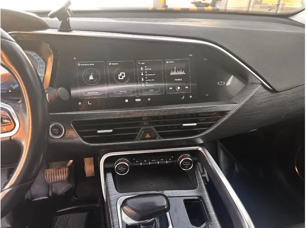 Car image 22