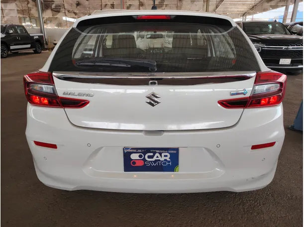 Car image 6