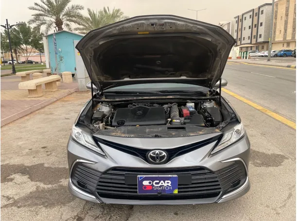 Car image 25