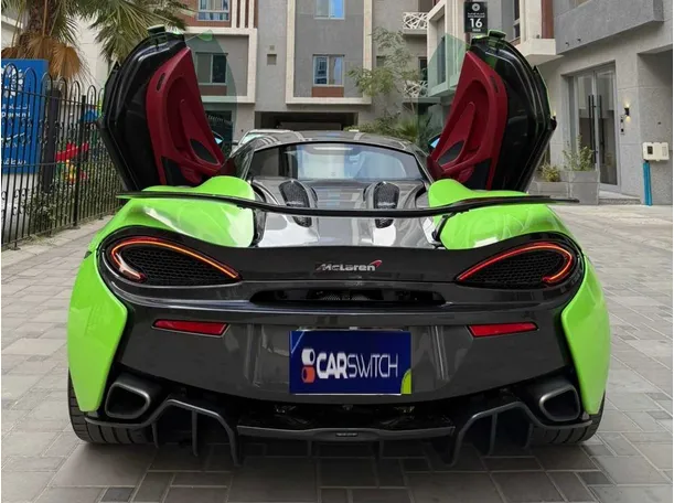 Car image 6