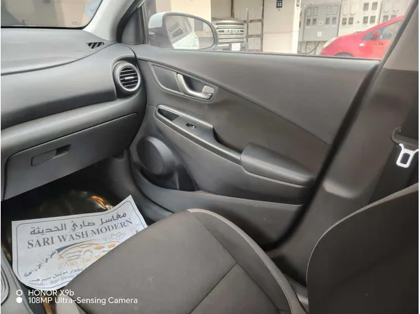 Car image 40