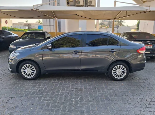 Car image 8