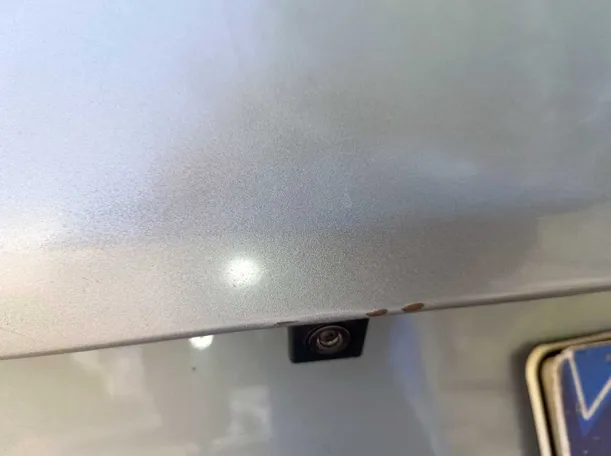 Car image 30