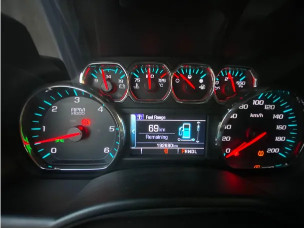 Car image 17