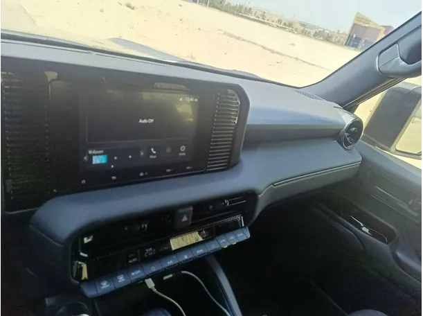 Car image 22