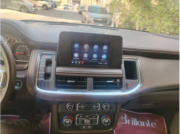 Car image 24