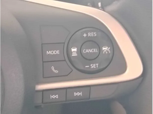 Car image 27