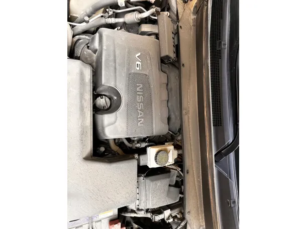 Car image 26