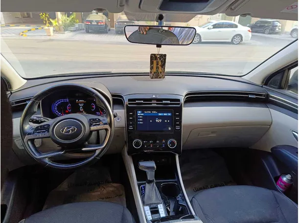 Car image 22