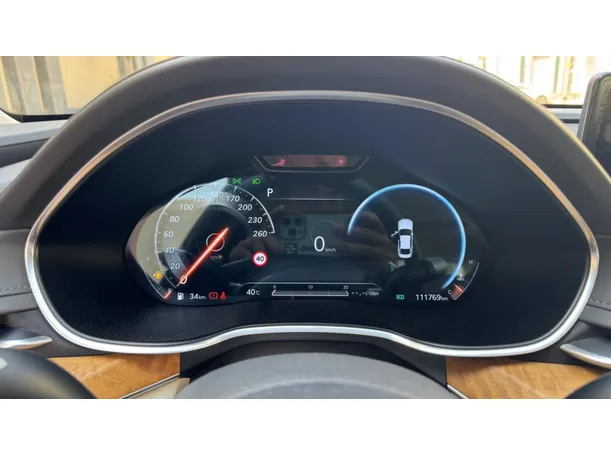 Car image 20