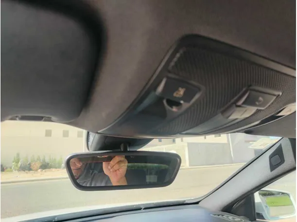 Car image 29