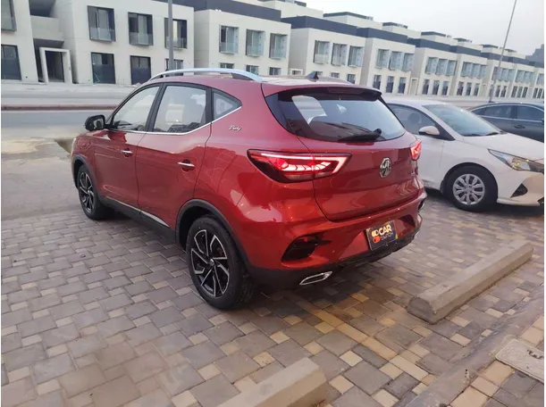 Car image 6