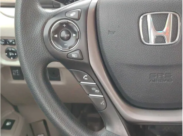 Car image 28