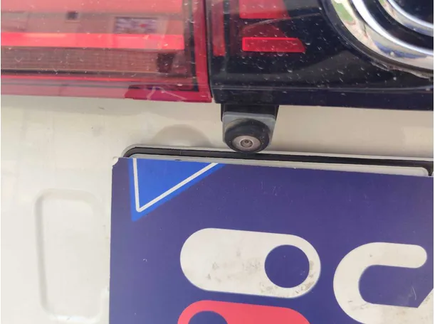 Car image 31