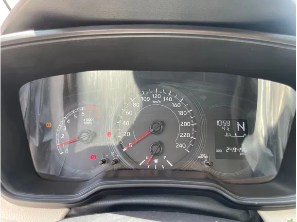 Car image 20