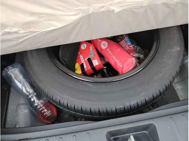 Car image 43