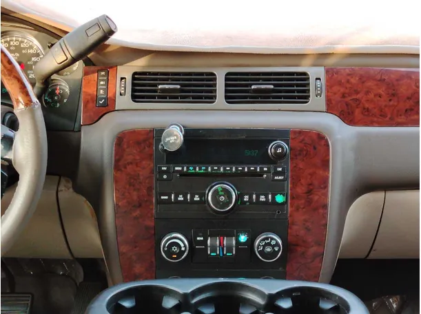 Car image 22