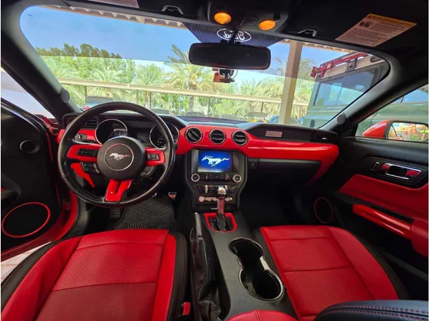 Car image 8