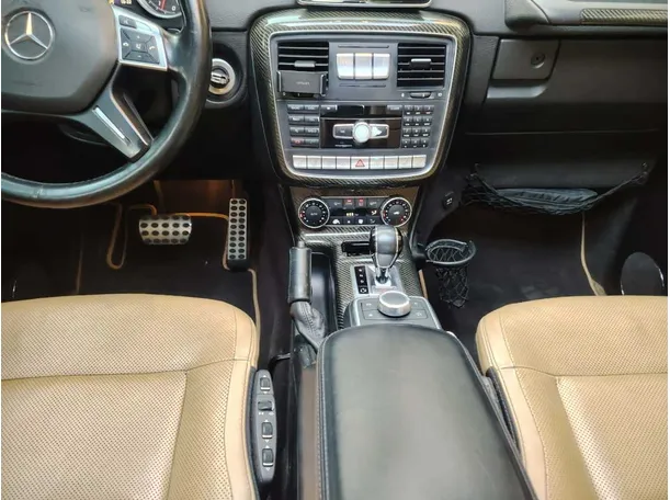 Car image 24