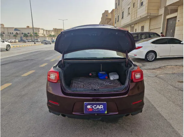 Car image 20