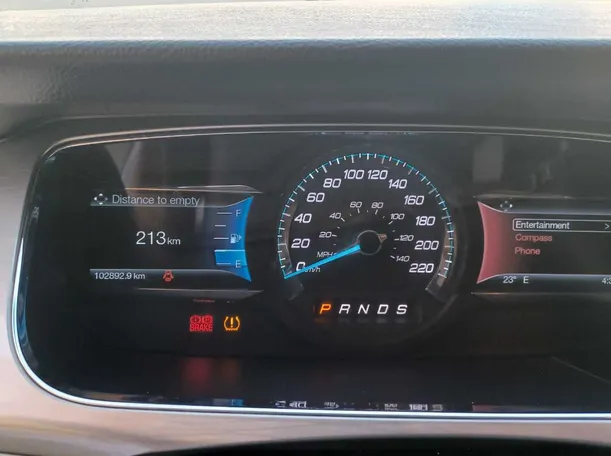 Car image 20