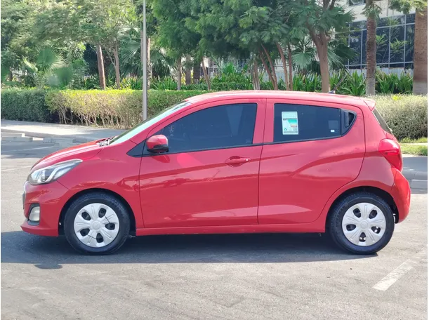 Car image 8
