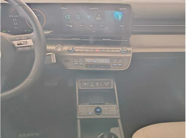 Car image 25