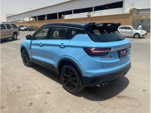 Car image 6