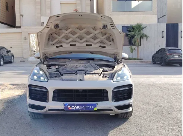Car image 31