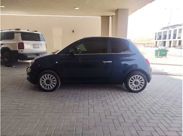 Car image 8