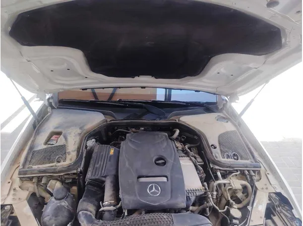 Car image 35