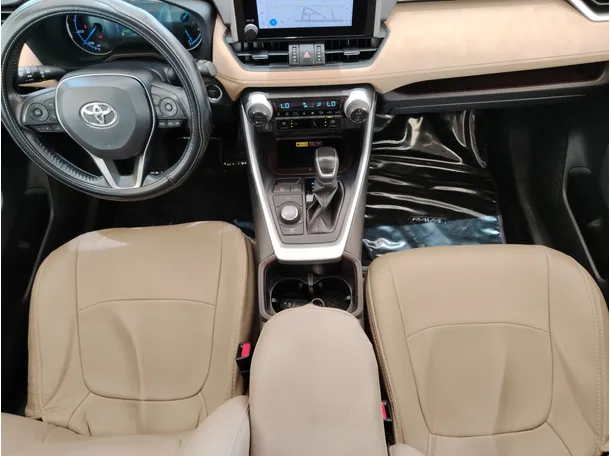 Car image 23