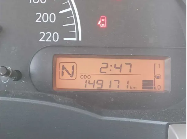 Car image 18