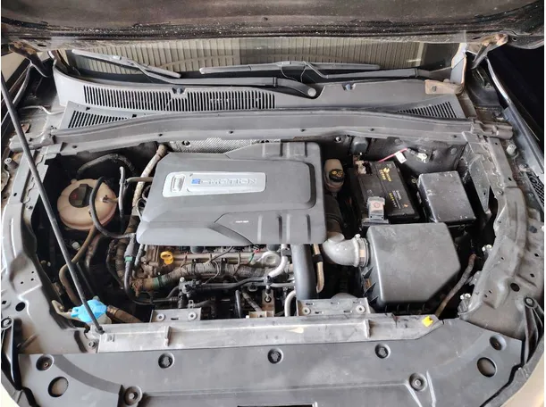 Car image 33
