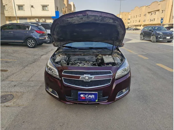 Car image 24