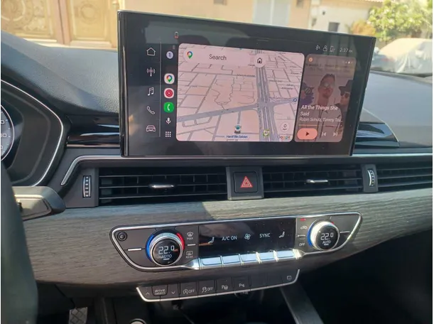 Car image 18