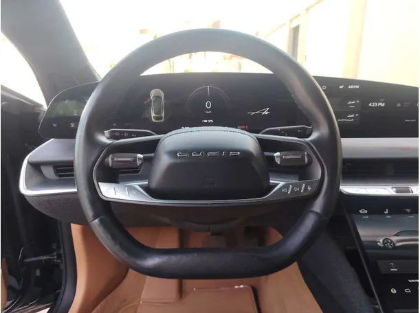 Car image 23