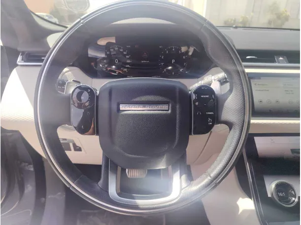 Car image 22