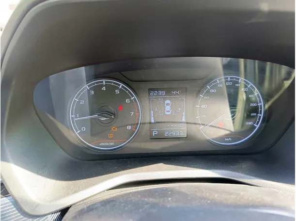 Car image 23