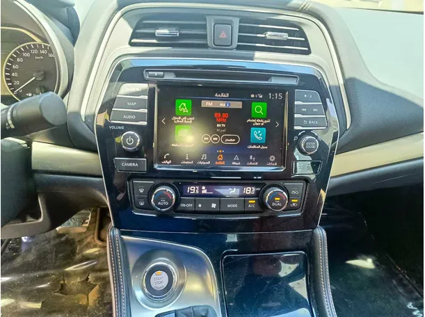 Car image 26