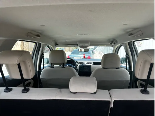 Car image 23