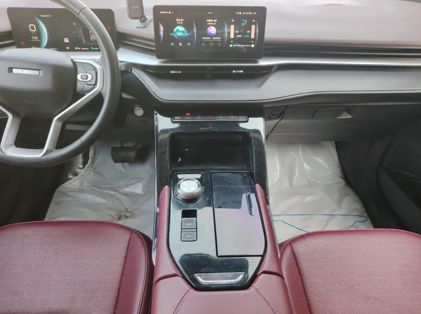 Car image 18