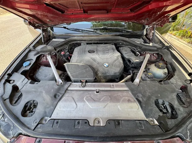 Car image 28