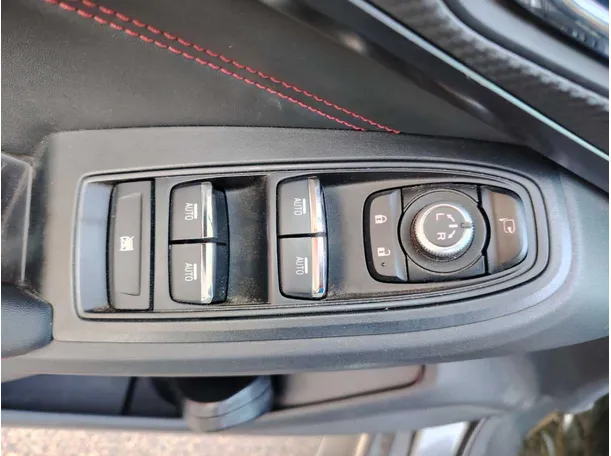 Car image 36