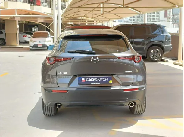 Car image 6